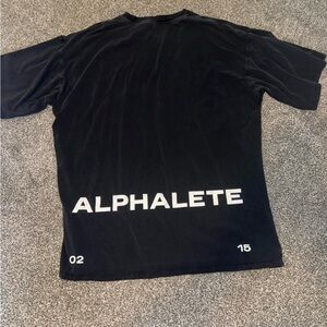 Alphalete tshirt